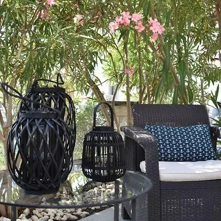 House At Sunset Villa