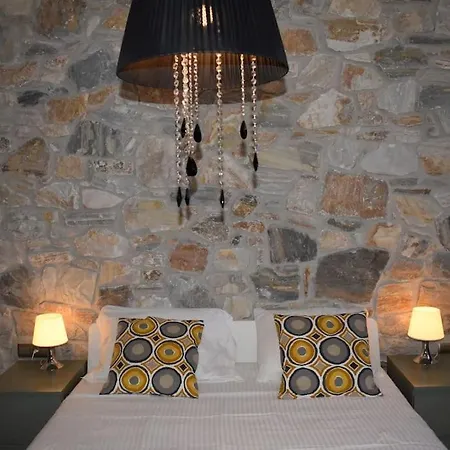 House At Sunset * Chaniotis